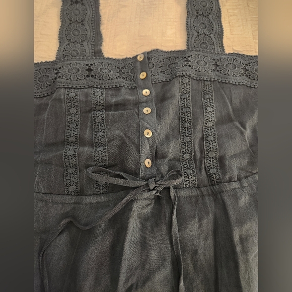 Lovestitch Quincy Midi Dress - Picture 2 of 7